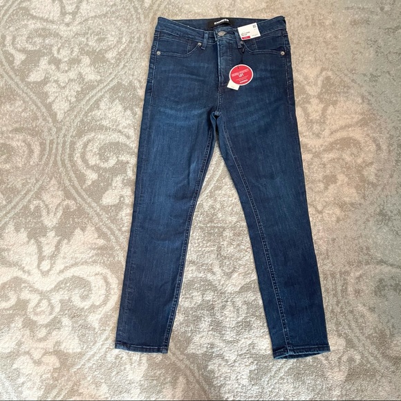 Express Ankle Legging High Rise Jeans - Picture 4 of 7